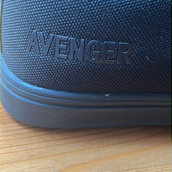 Avenger Black Sneakers Low-Top Canvas - Picture 4 of 12